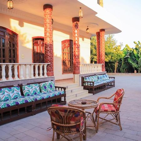 Tomorrow Land Villa Luksor Exterior foto